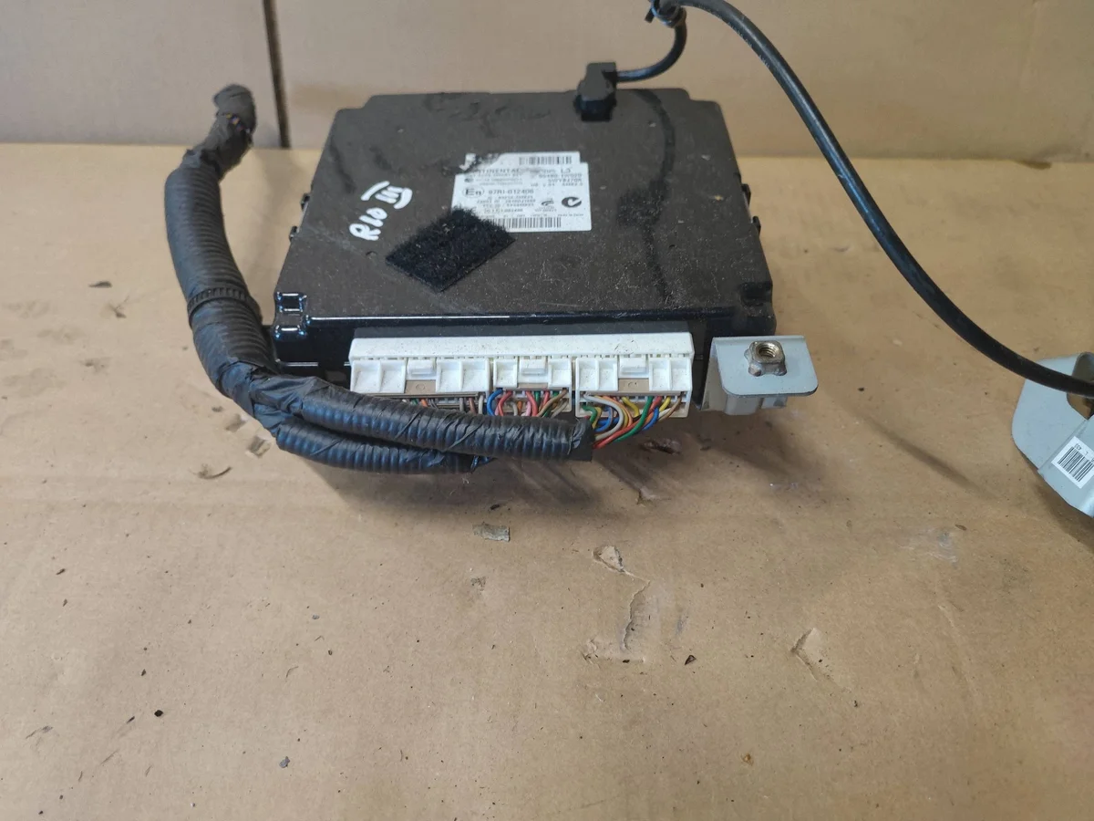 Start-Stop Ignition Control Module Kia Rio 954801W020