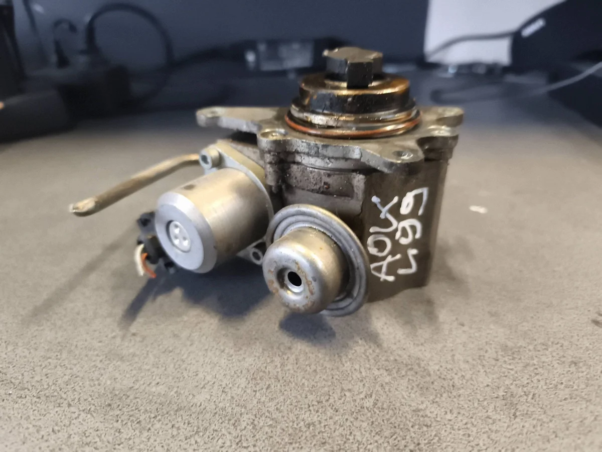 Bomba de Injeção Citroen C4 II V75924298011C