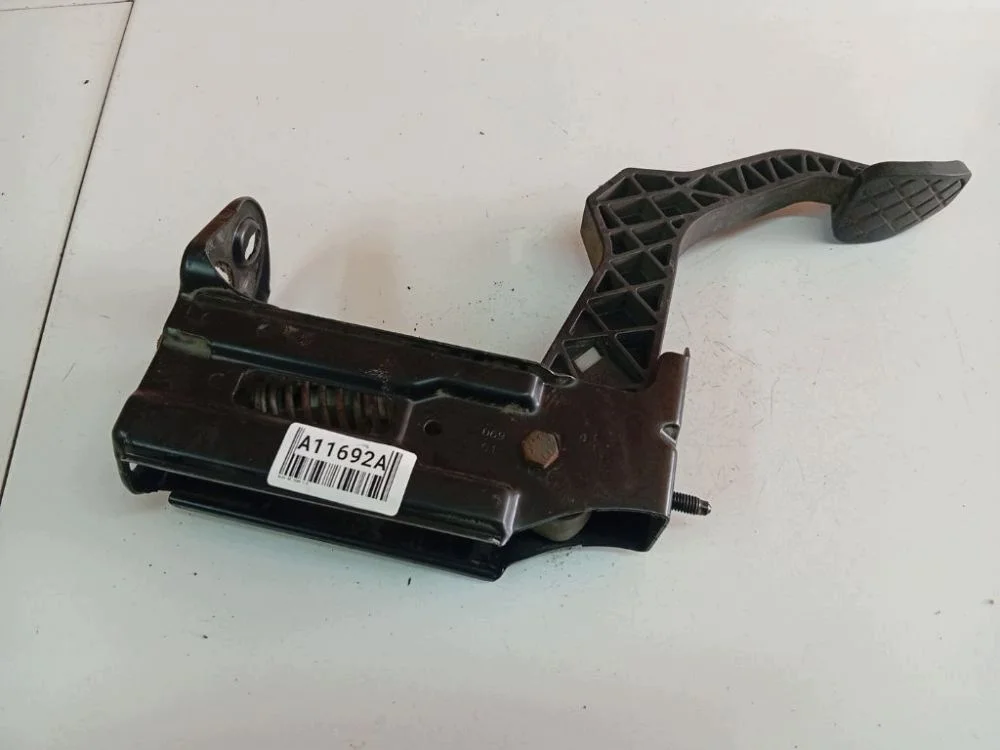 Kytkinpoljin Audi A3 1J1721321