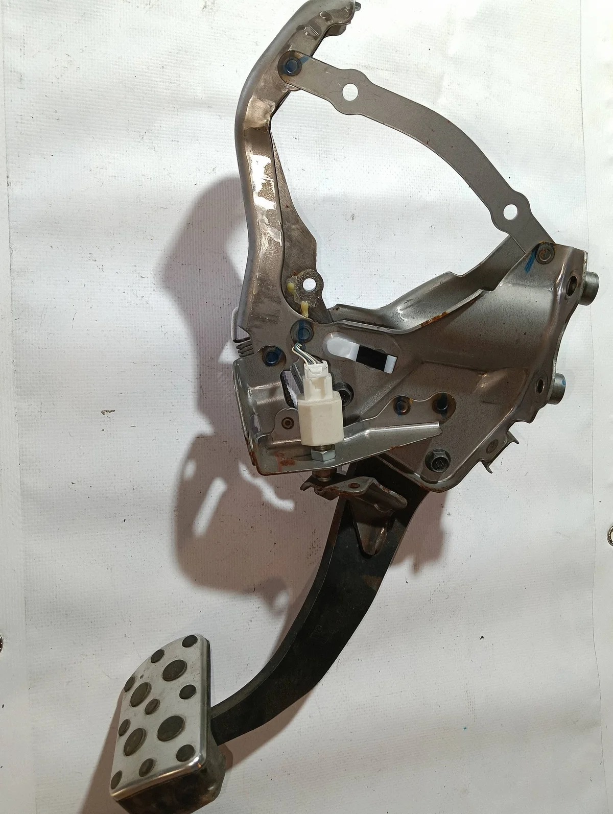 Rempedaal Lexus NX 4711078050