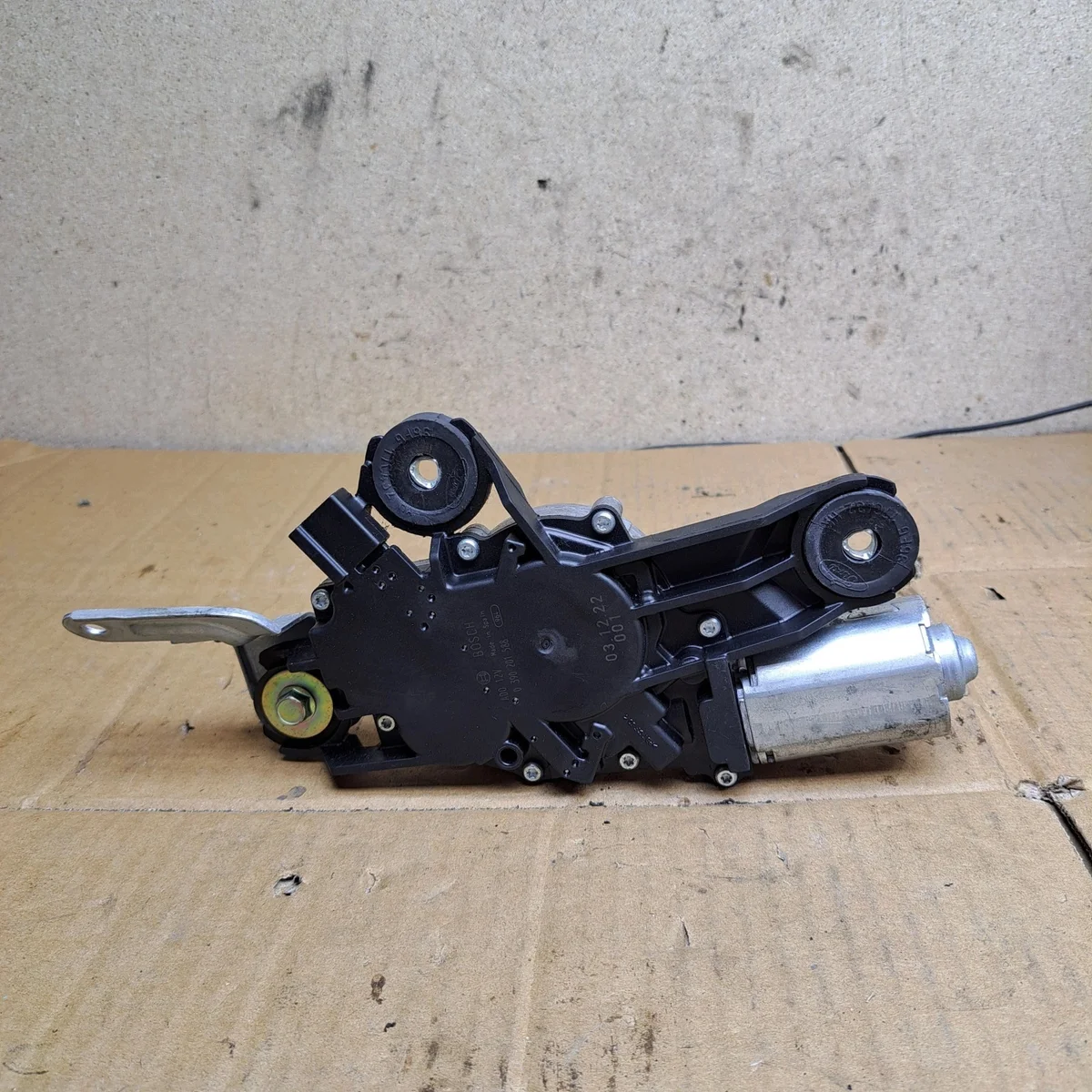 Mazda 3 Motor torkare bak 7124119