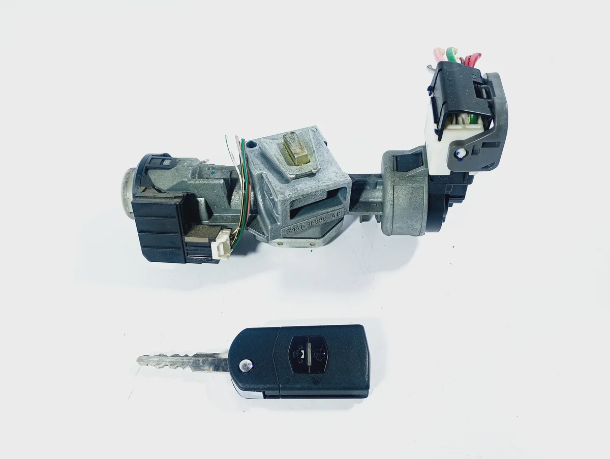 Contactslot met sleutel Mazda 3 III 3M513F880AC