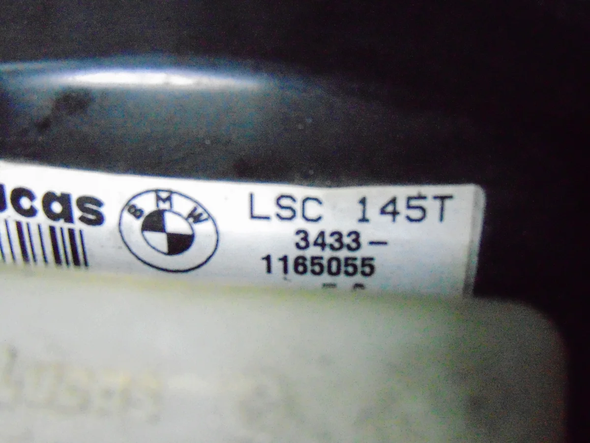 BMW E38 E39 Brake Booster 1165055 image 4