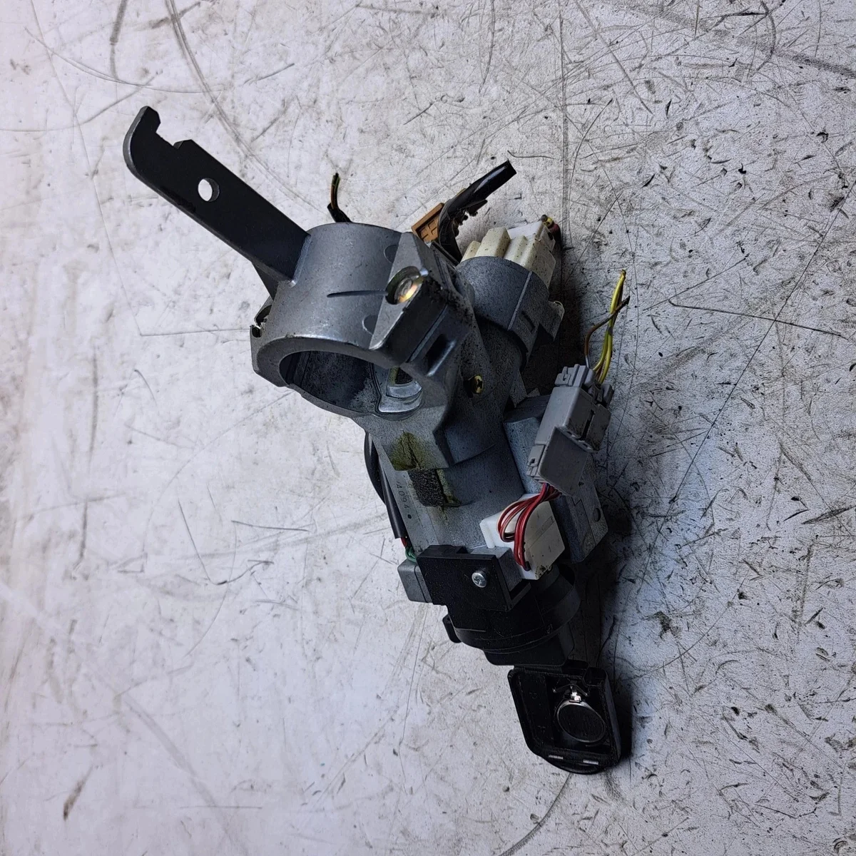 Tändningslås Nissan Micra K12 OEM 7111974