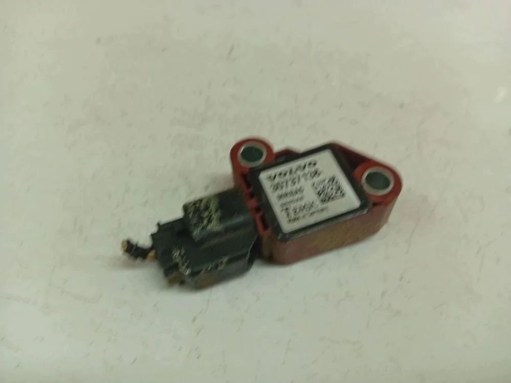 SRS-anturi Volvo S40 2.0L 30737138