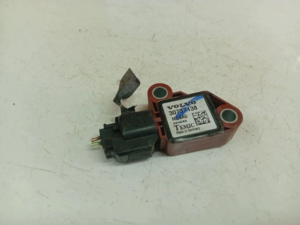 SRS-anturi Volvo S40 2.0L 30737138