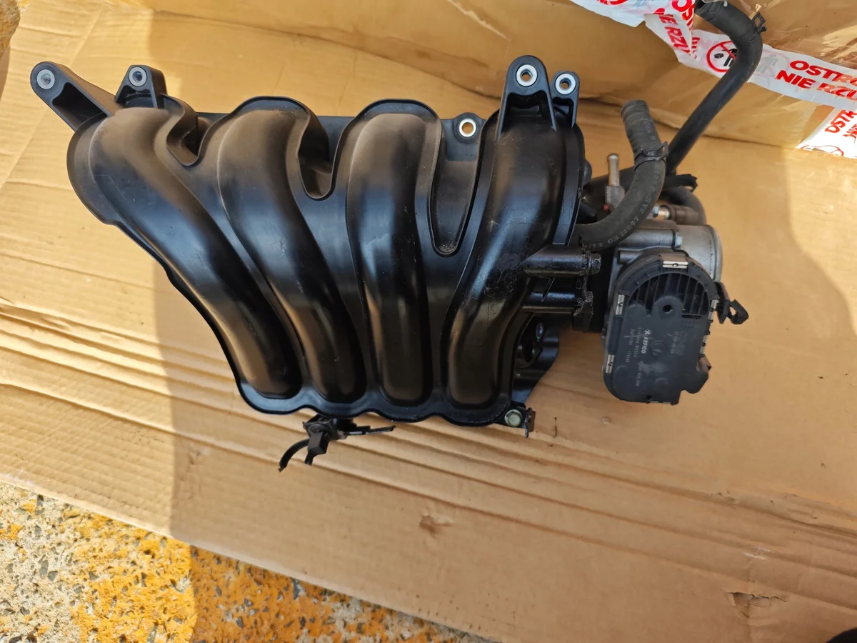 Hyundai i30 Pakosarja 35100-2B150 image 3