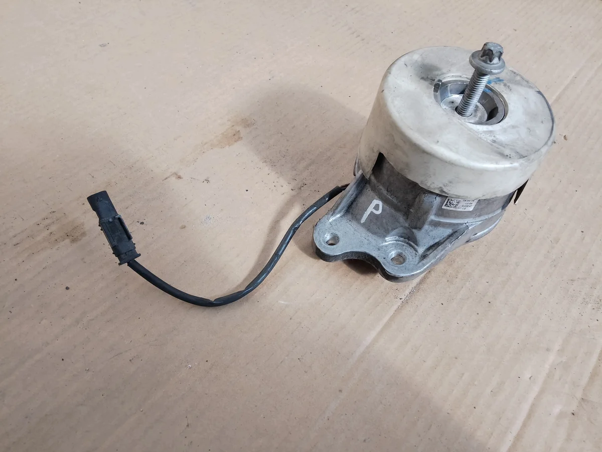 Engine Mount Mercedes CLS W257 3.0 E-Class W213 A2382401900