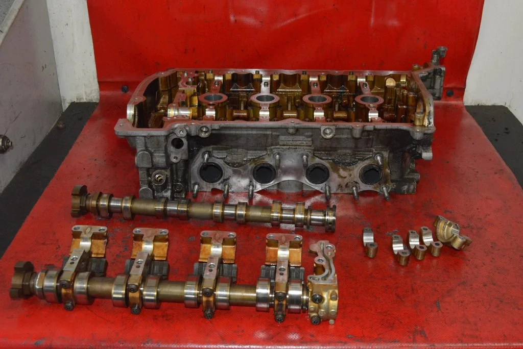 Engine Cylinder Head V753354980N Peugeot 308 1.6 VTi