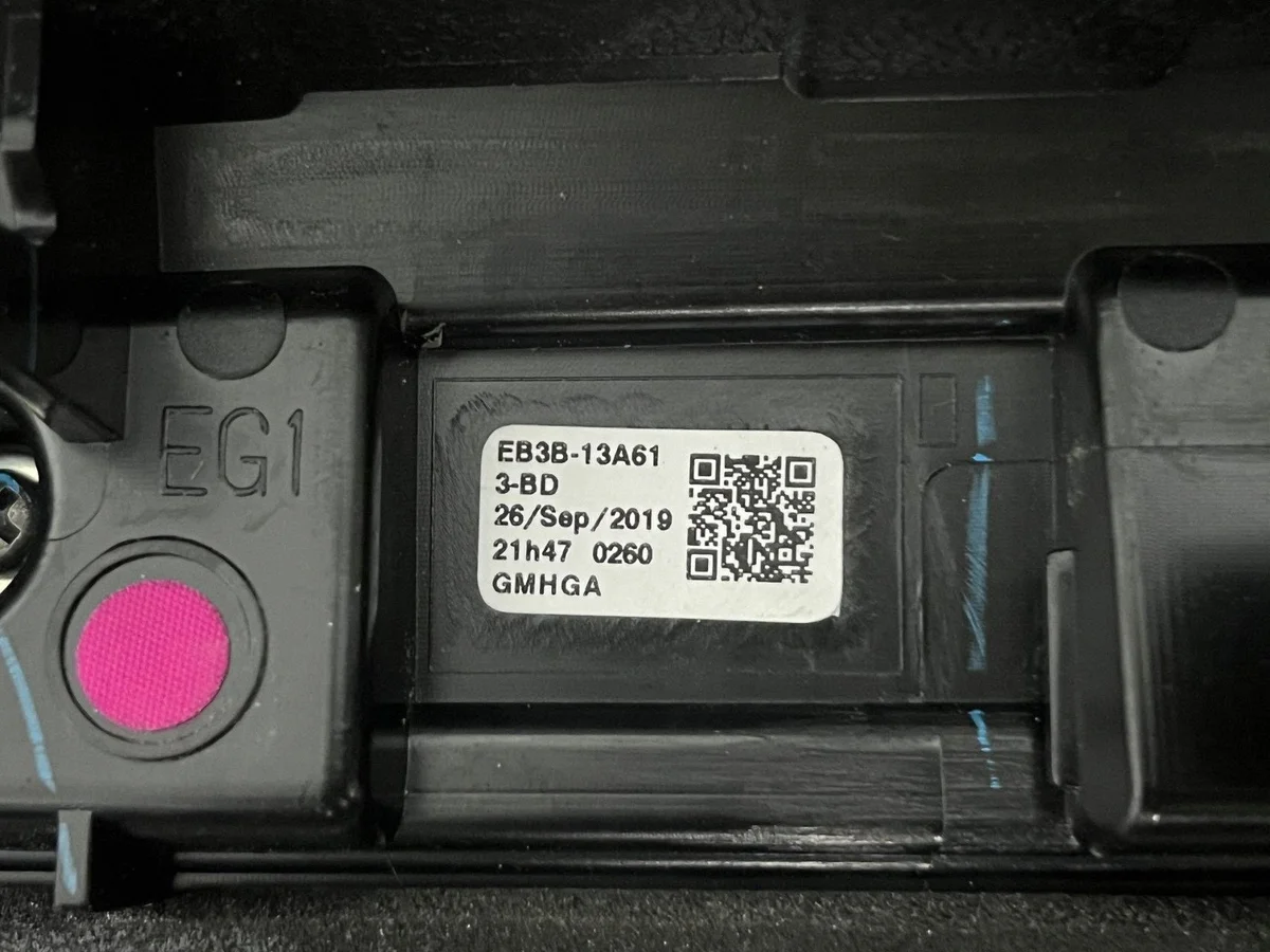 Stop Lamp Ford Ranger EB3B-13A613-BD thumbnail 8