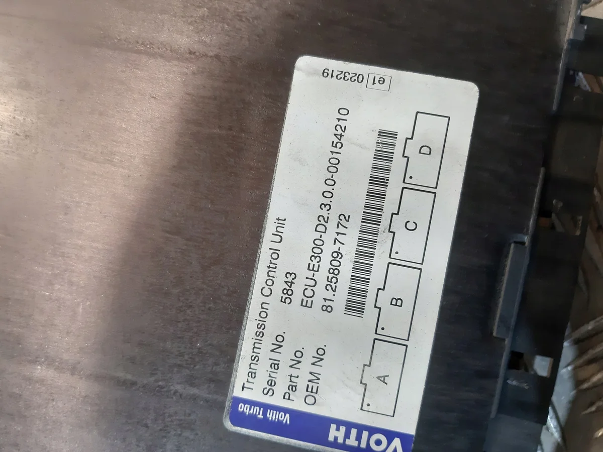 Gearbox Control Unit Renault ECU-E300-D2.3.0.0-00154210 image 3
