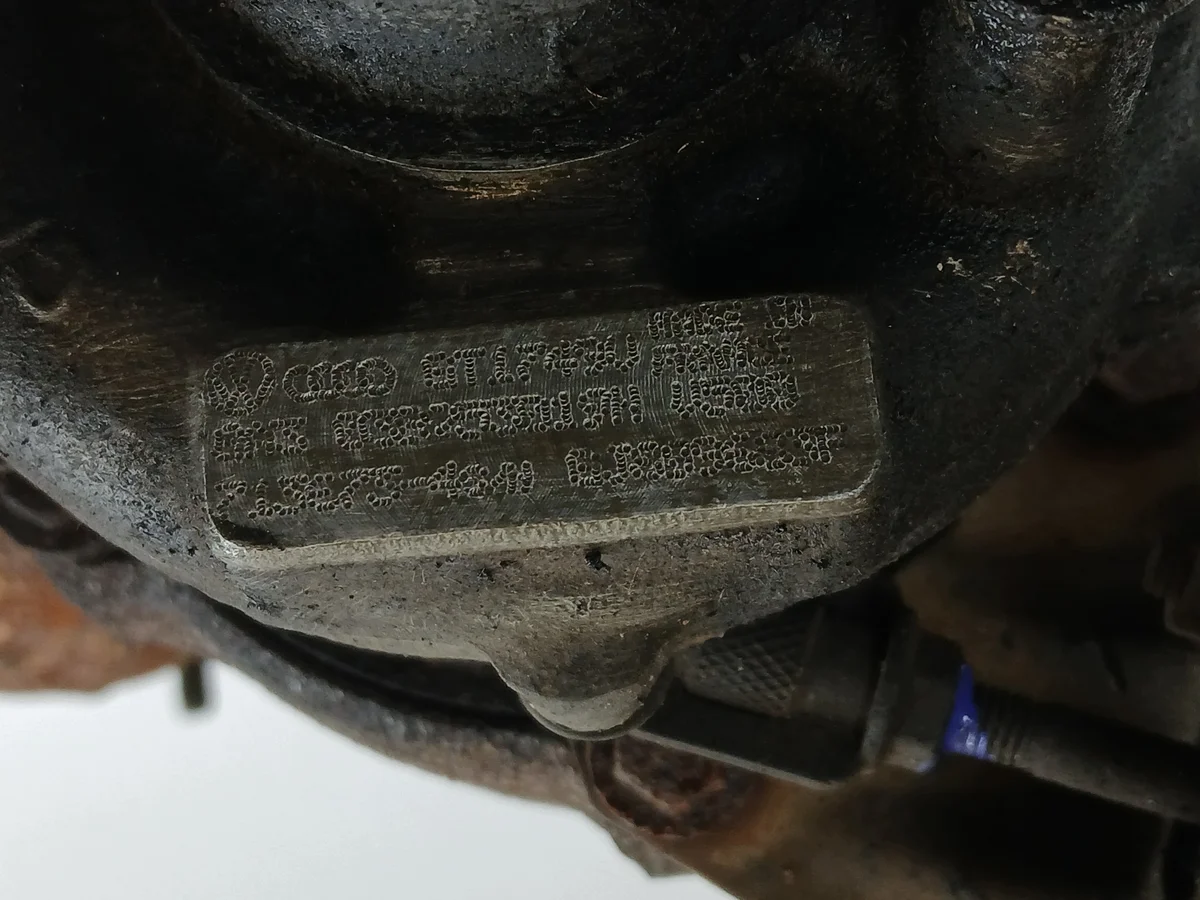 Turbolaturi 038253019N VW Golf IV Leon I