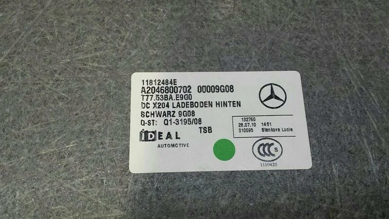 Tavaratilan matto Mercedes GLK X204 A2046800702 image 4