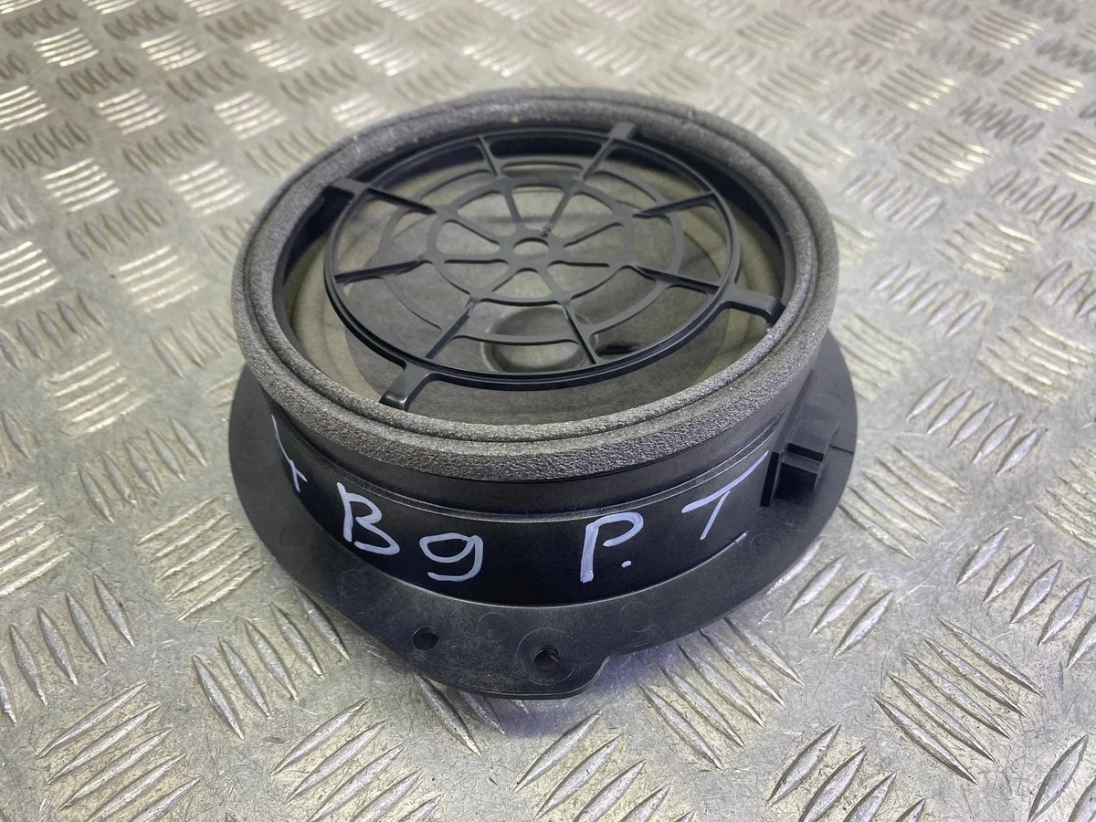 Haut-parleur Audi A4 B9 8W5035411