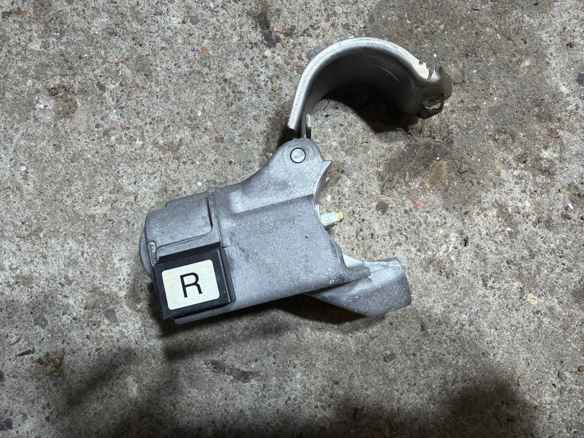 Låsmekanism rattstång Subaru Forester SK 45020053