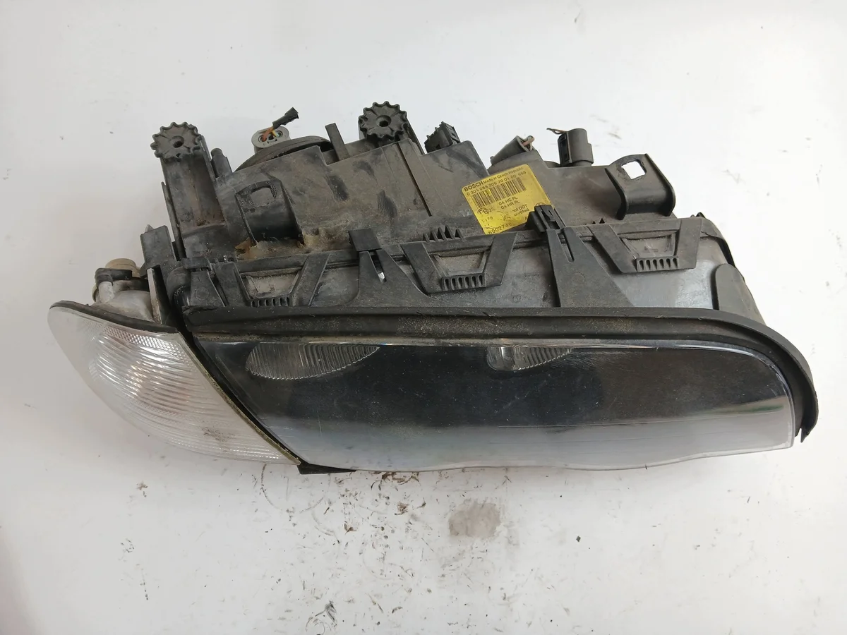 Vilkun lasi BMW E46 oikea etuosa 6902746 image 4
