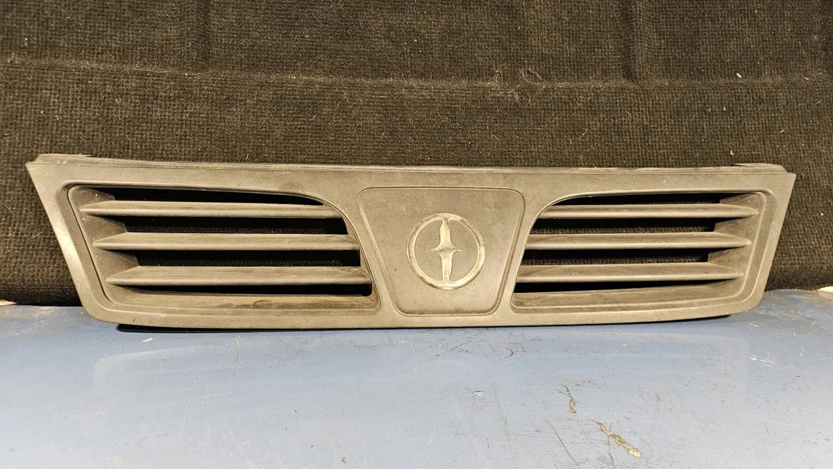 FSO Polonez Caro Plus Radiator Grille 530100