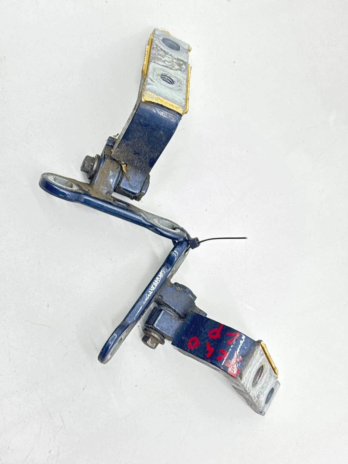 Front Left Door Hinge Volvo XC40 31424585
