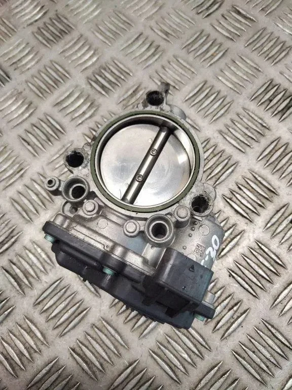 Corpo farfallato BMW Serie 5 G30 G31 G38 OEM 1354
