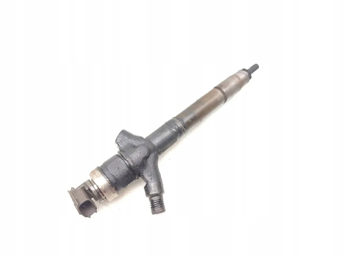 Inyector Toyota Avensis 23670-0R030 image 4