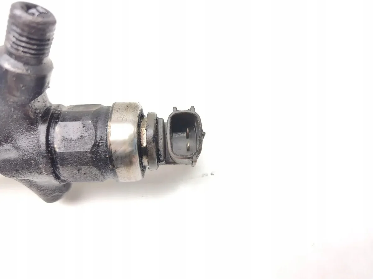 Inyector Toyota Avensis 23670-0R030 image 9