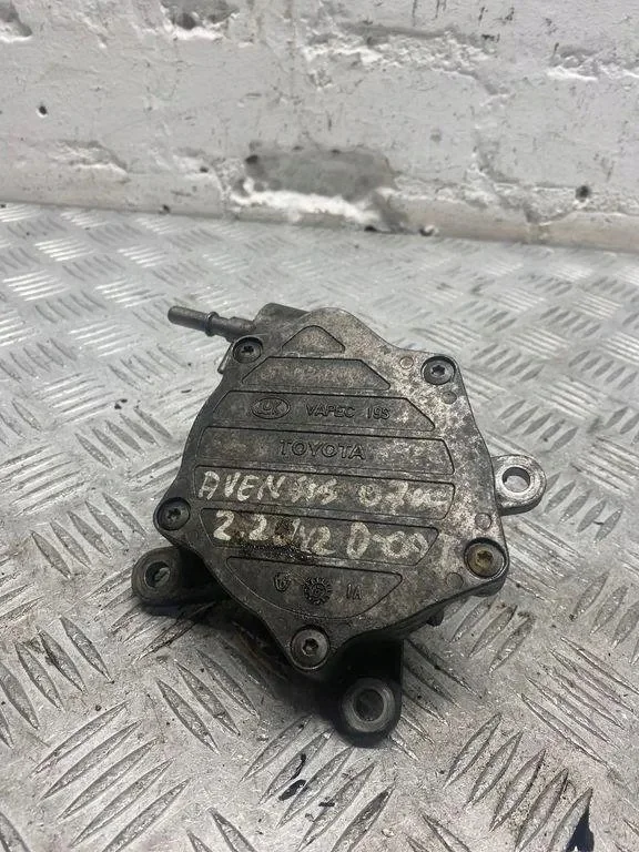 Toyota Avensis T250 VAPEC alipainepumppu