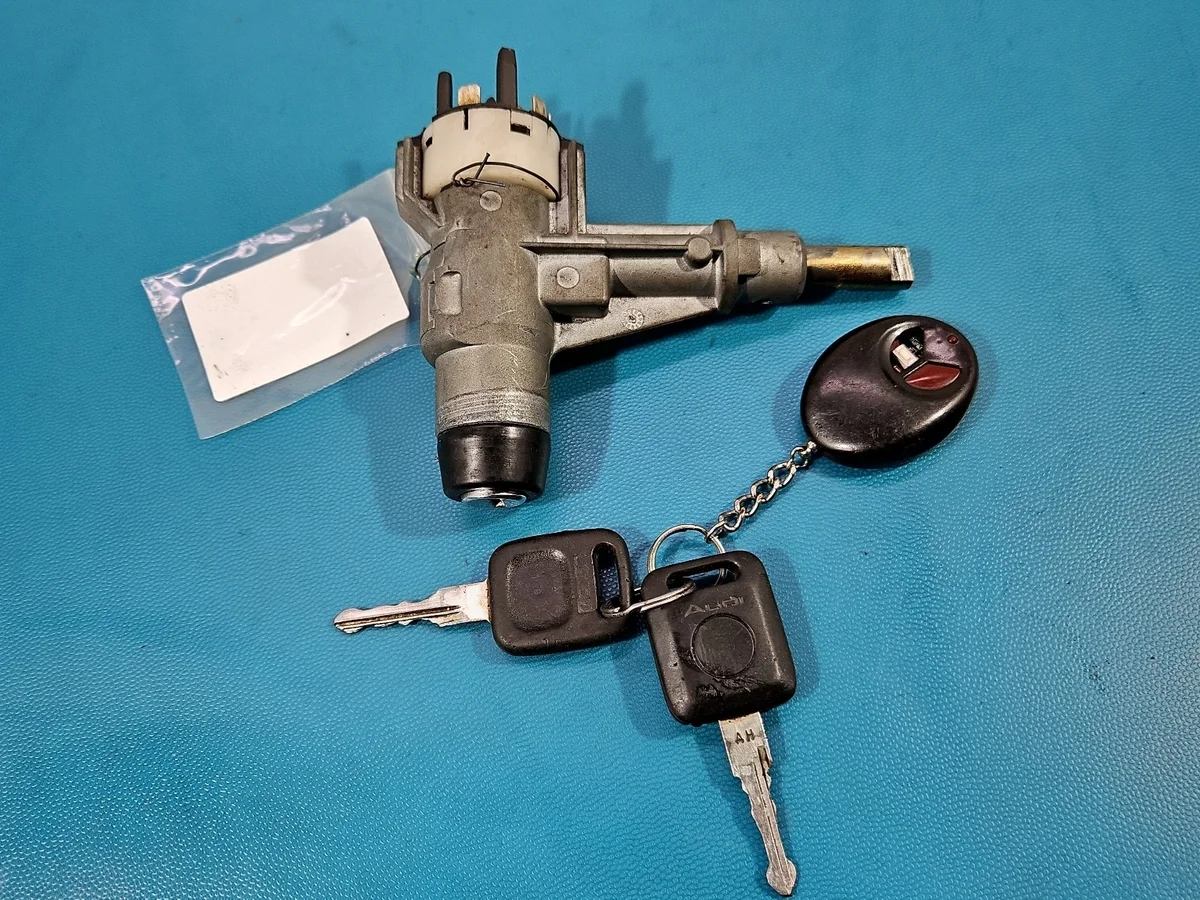 Contactslot Audi 80 B3 893905851D