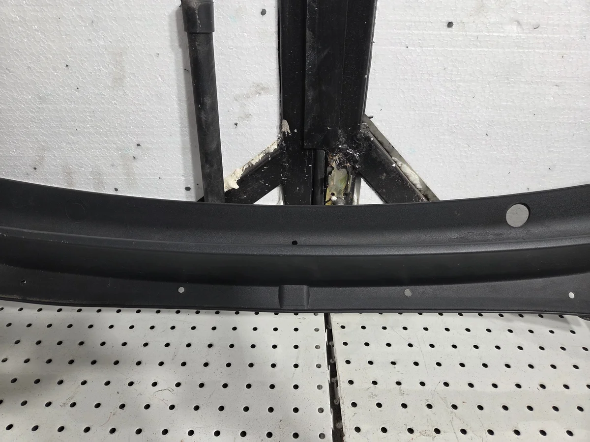 Windshield Cowl Panel SEAT LEON 5F1819403D image 3