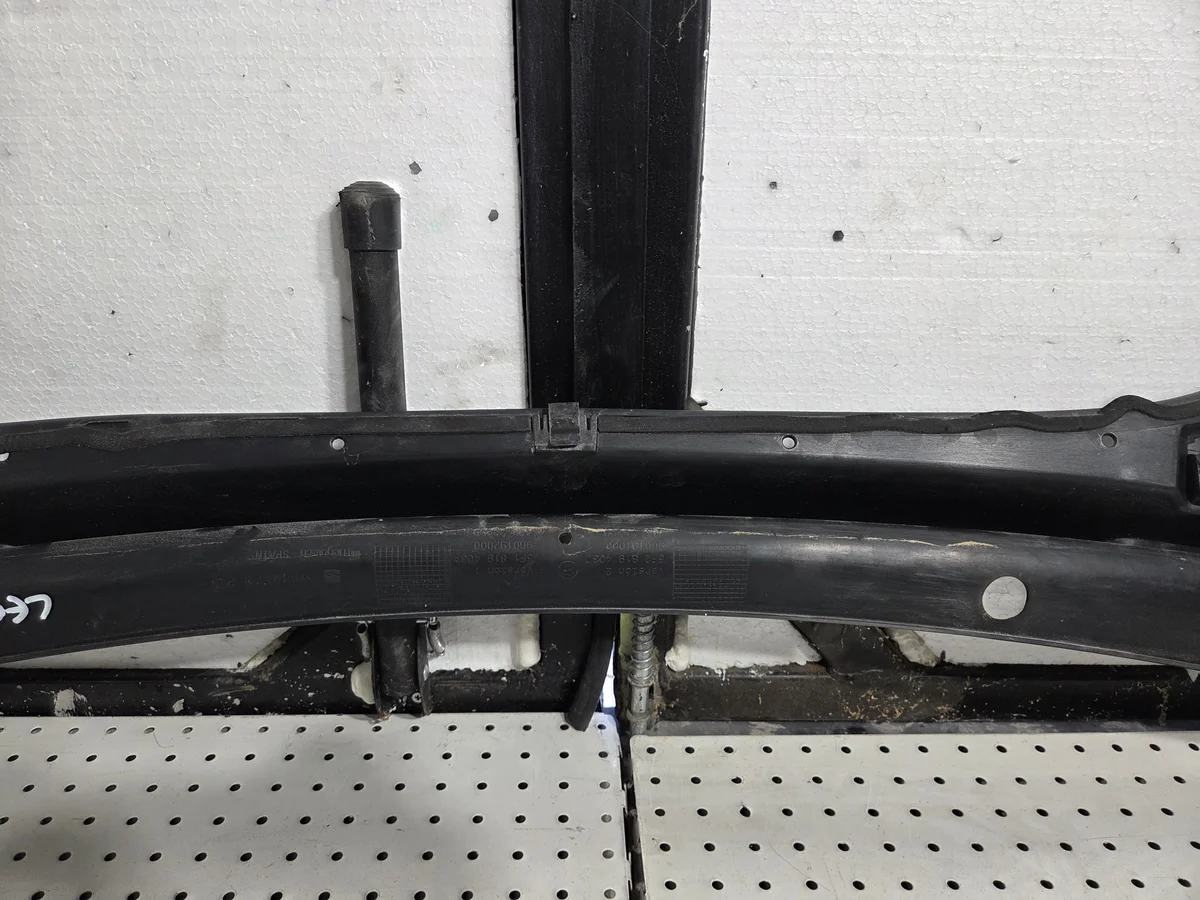 Windshield Cowl Panel SEAT LEON 5F1819403D image 7