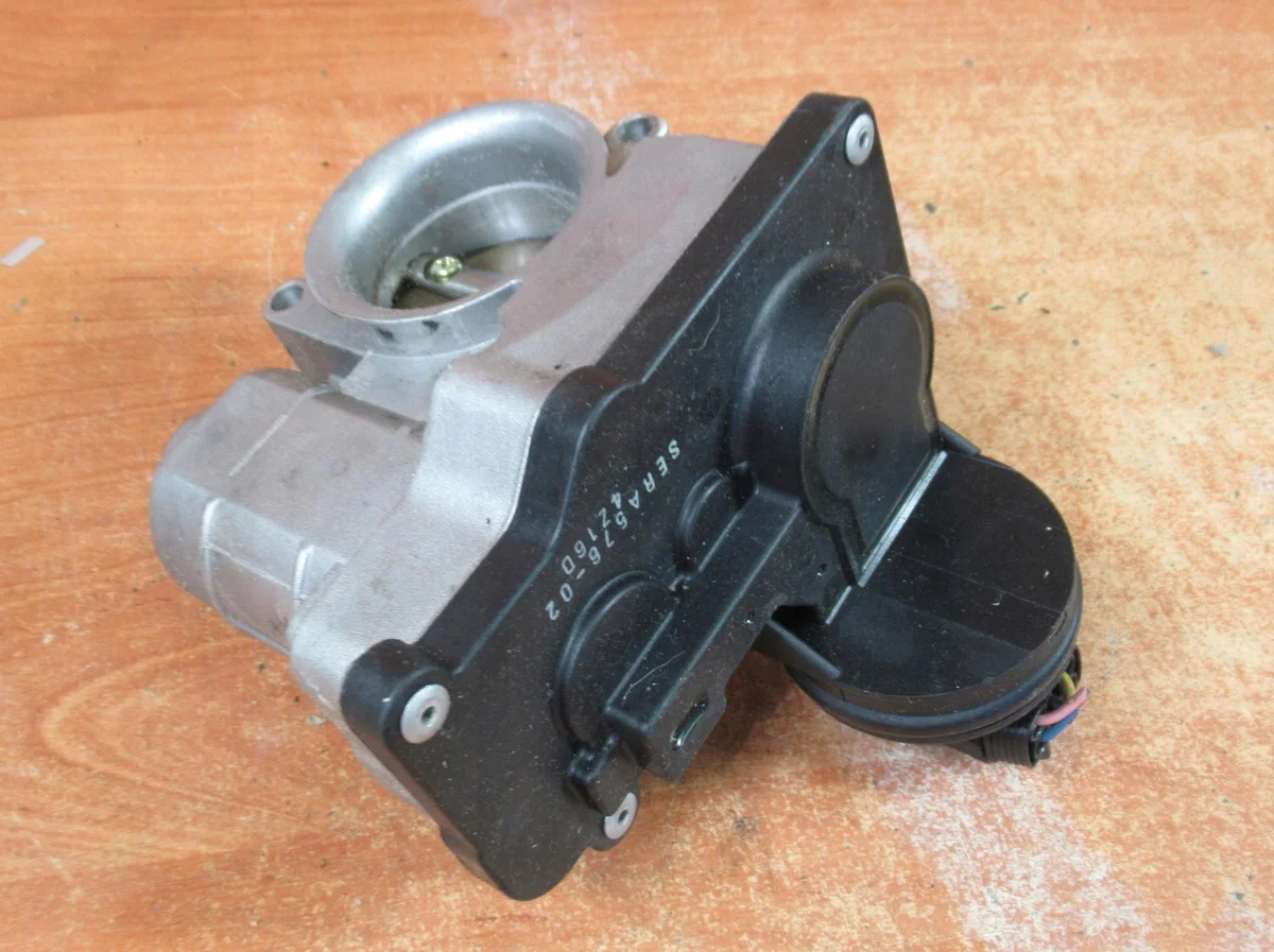 Corpo farfallato Nissan Micra K12 SERA576-02