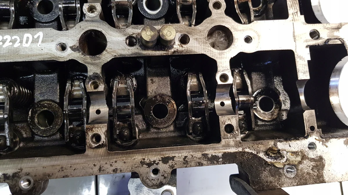 Sylinterikansi Opel Chevrolet 2.2CDTI 25183241 image 6