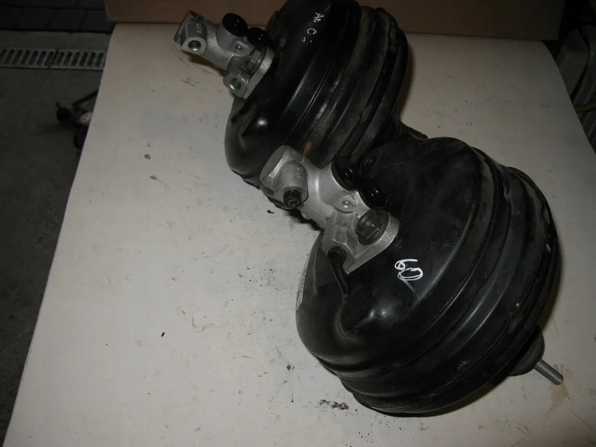 Servofreno SEAT 8E0612105J thumbnail 4