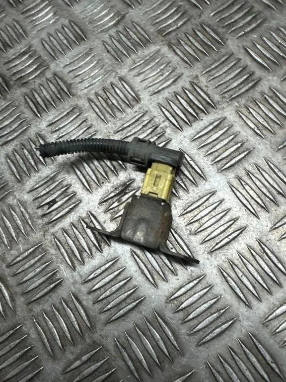 Airbag Impact Sensor Mitsubishi L200 8651A083
