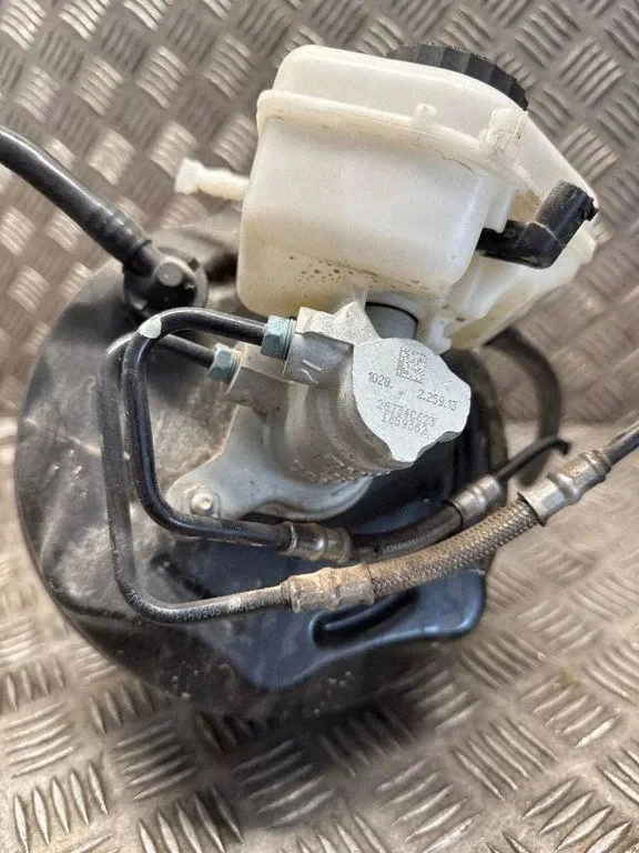 BMW Serie 1 F20 F21 Servofreno 0204259552
