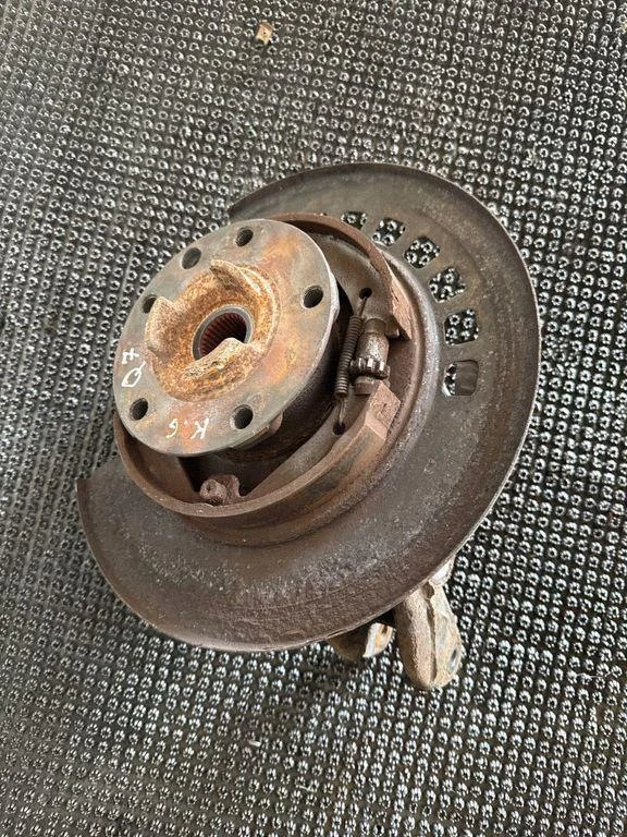 Audi Q7 4L Takavasen Ohjausnysty 7L8505435A