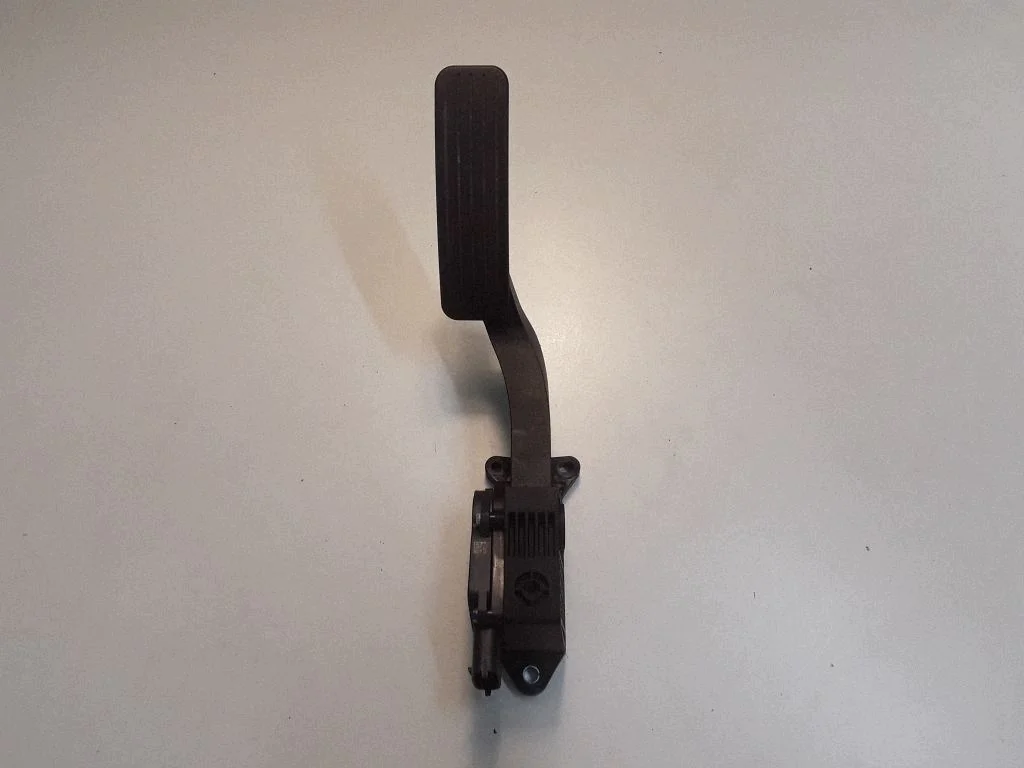 Pédale d'accélérateur MG MG5 II 300243