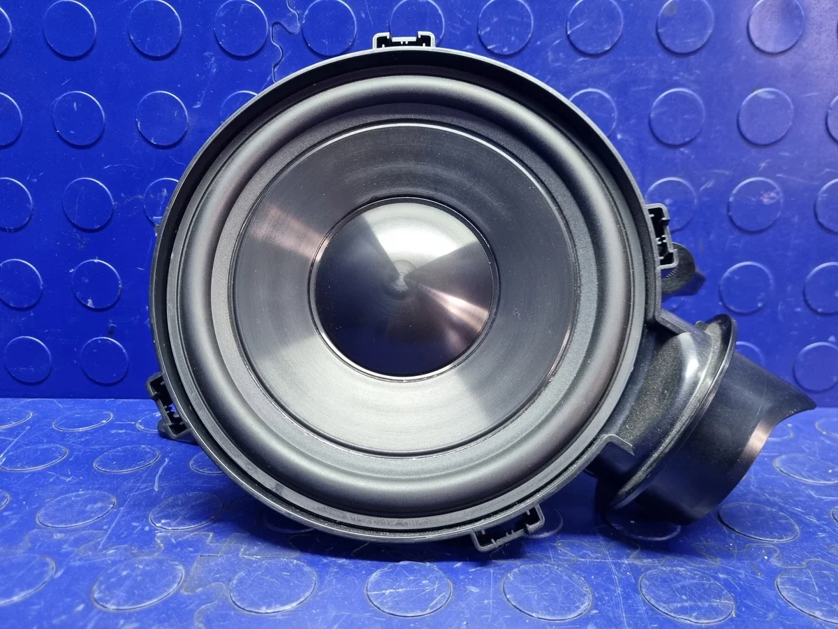 Subwoofer Audi A3 8Y 8Y0035382