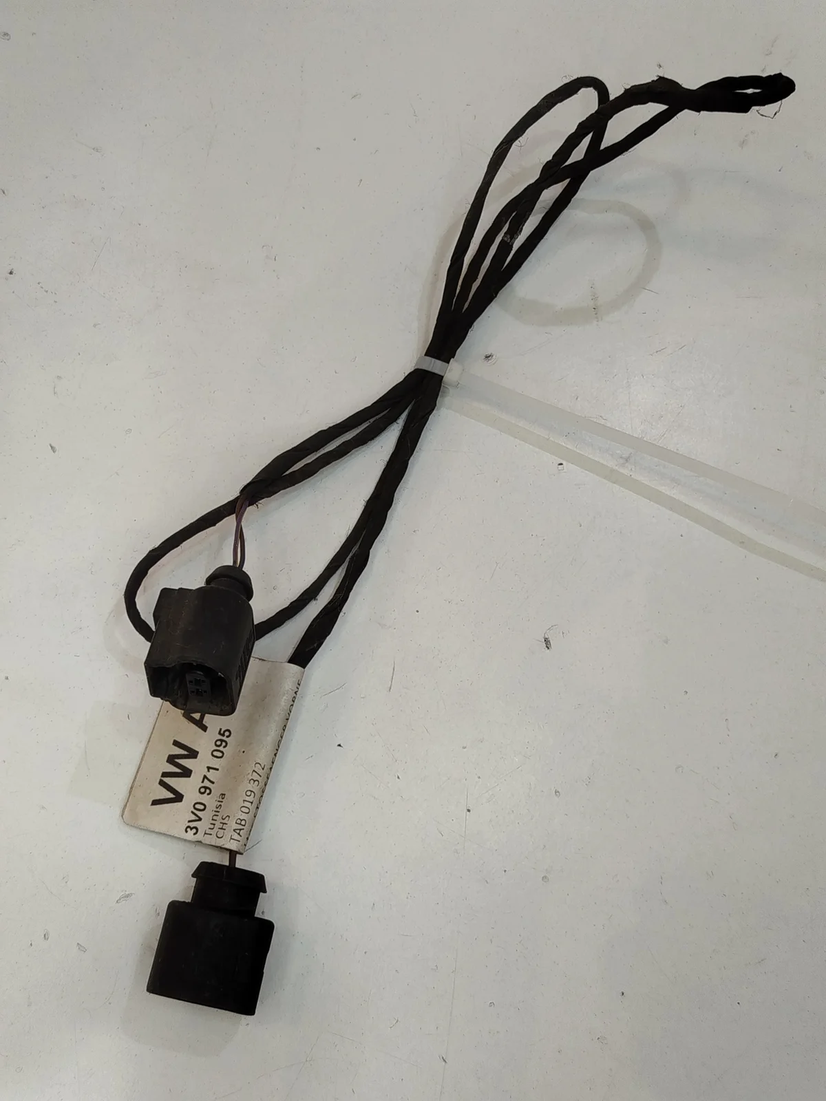 Skoda Superb 3V Front Bumper Wiring Harness PDC 3V0971095