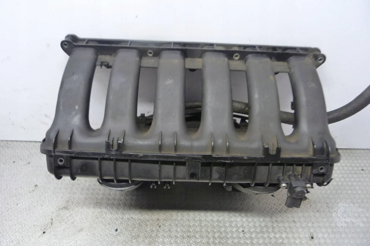 BMW Insugningsrör 755906303 image 3