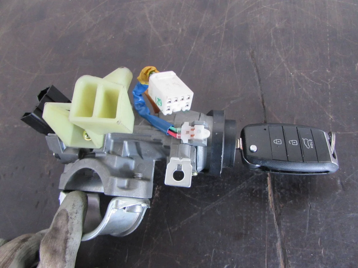 Contactslot Kia Ceed II 1.4 KBI65710 2012-2014