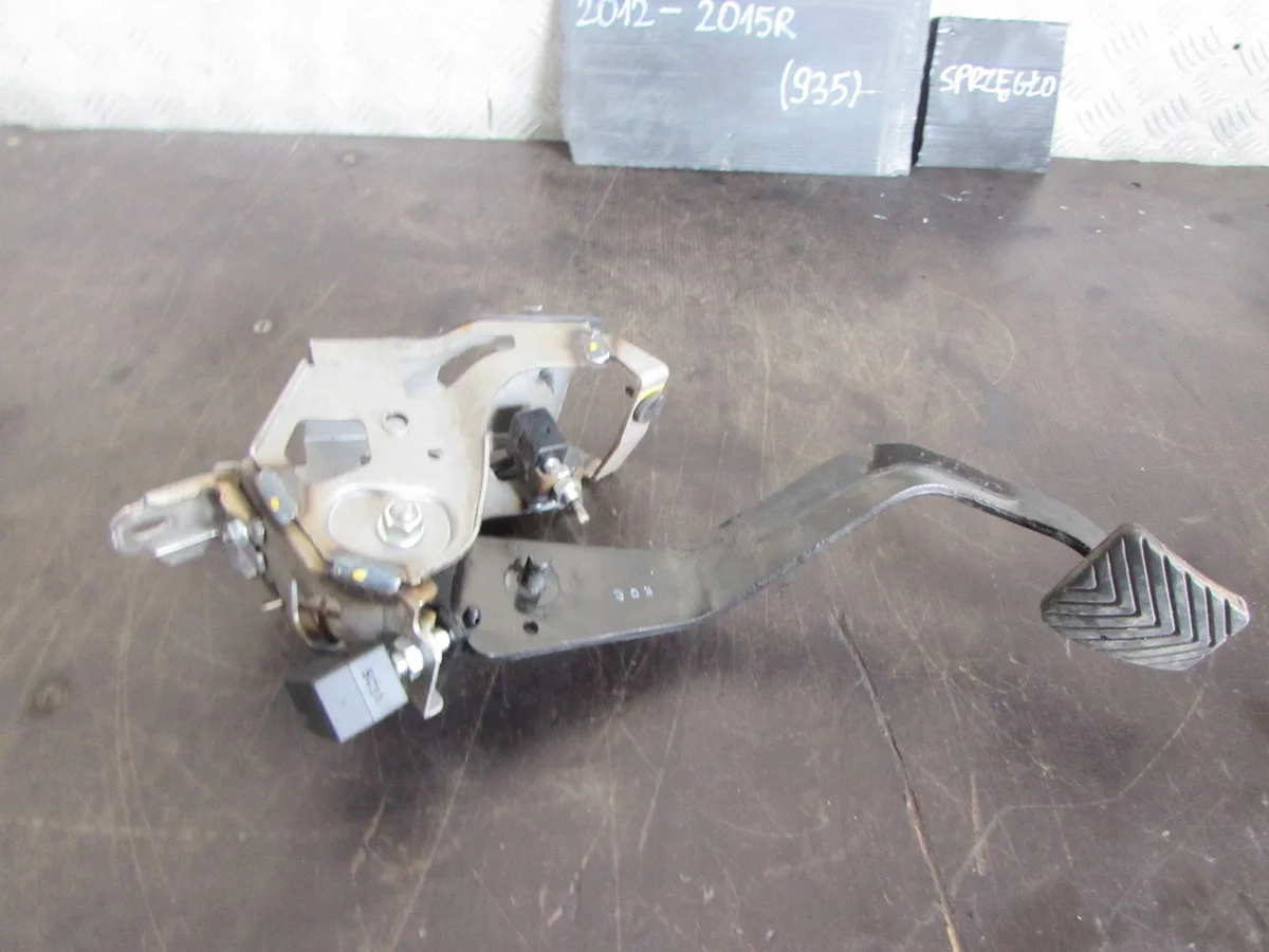 Koppelingpedaal Kia Ceed II KBI65711 thumbnail 5