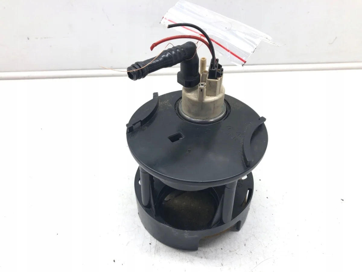 Bomba de Combustível Mercedes W221 5.5 388cv