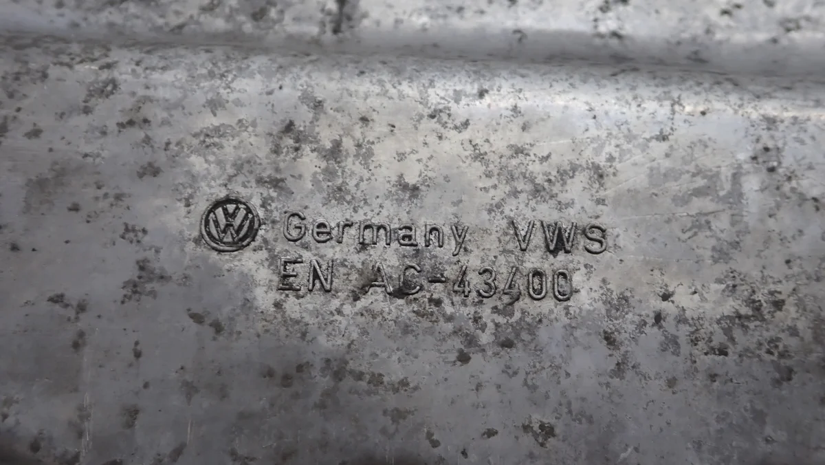 Ölwannee VW Golf V Kombi 1.9 TDI BLS 03G103603 image 6