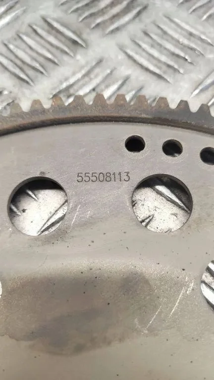 Kampiakselin hihnapyörä Opel Insignia B 2.0 CDTI 55508113