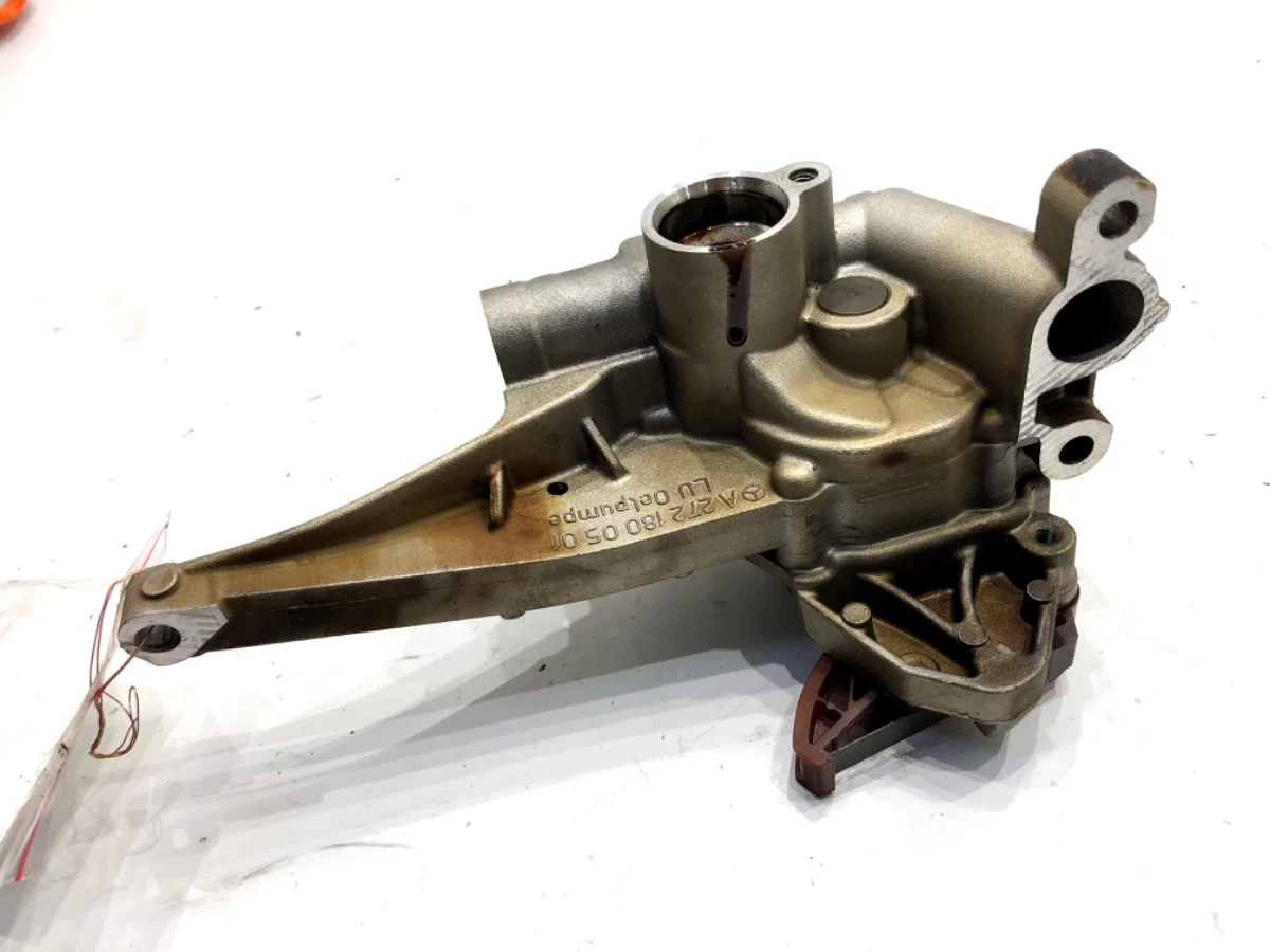 Bomba de Aceite Mercedes A2721800501 W204 3.0