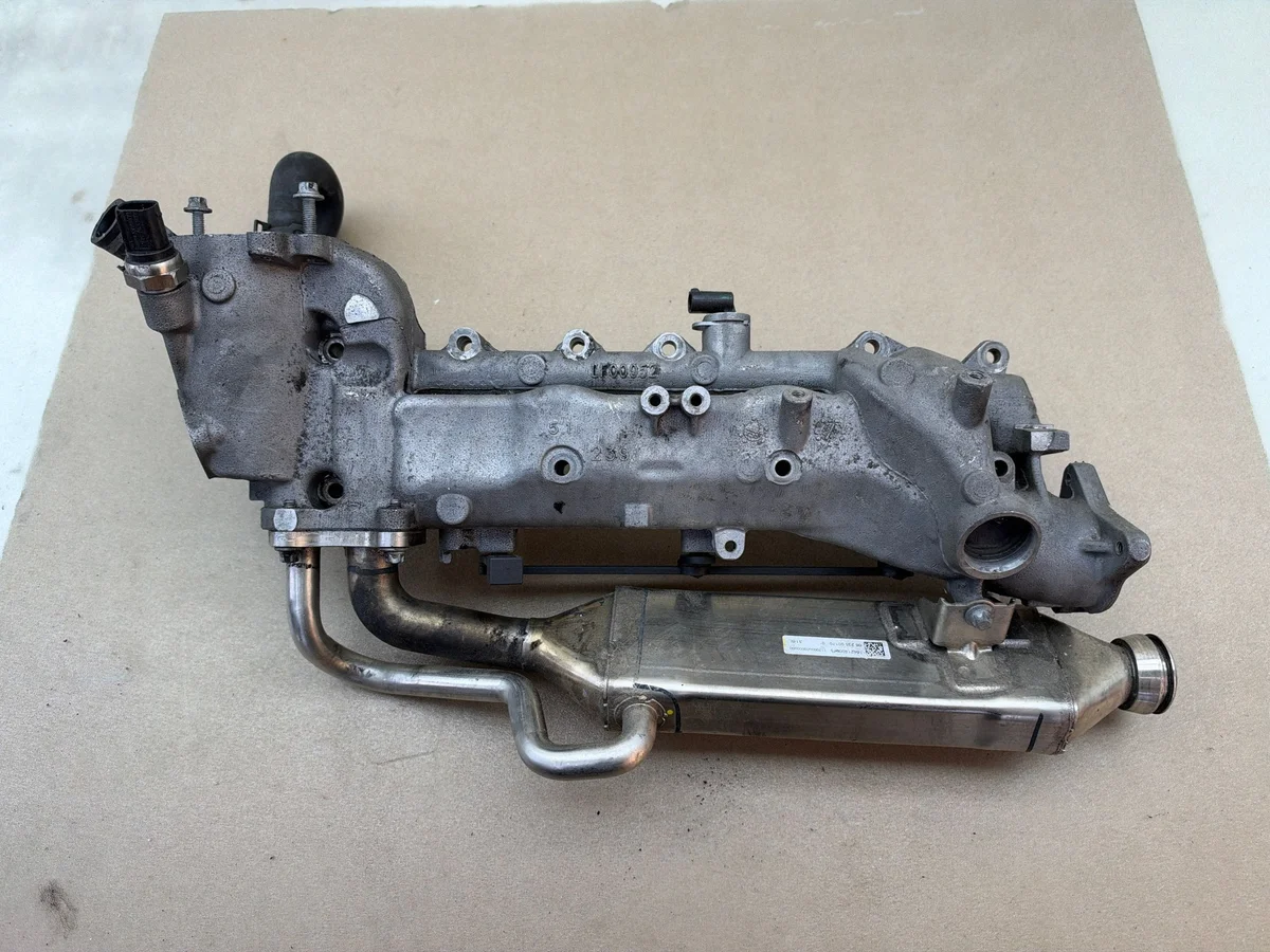 Mercedes-Benz M642 imusarja vasen A6420903737 OE