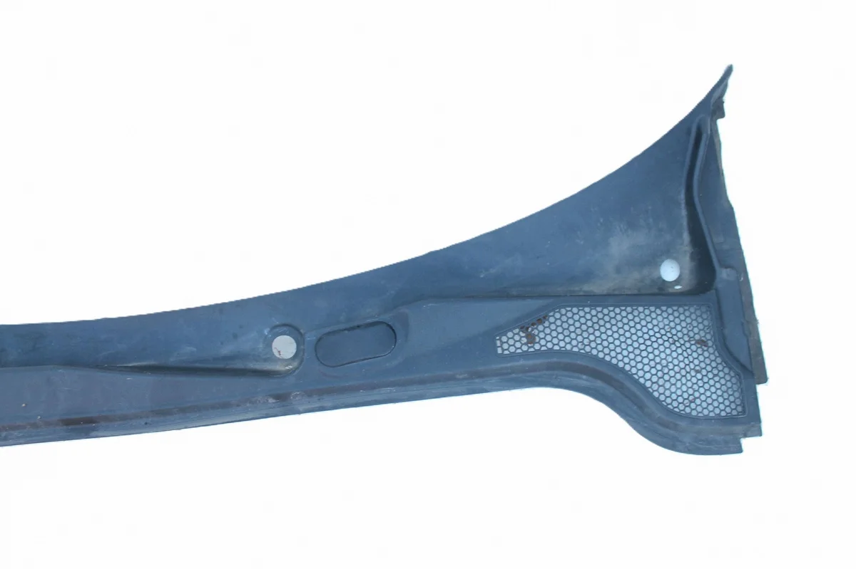 Windshield Wiper Cowl Audi A3 8P 8P1819415CMK