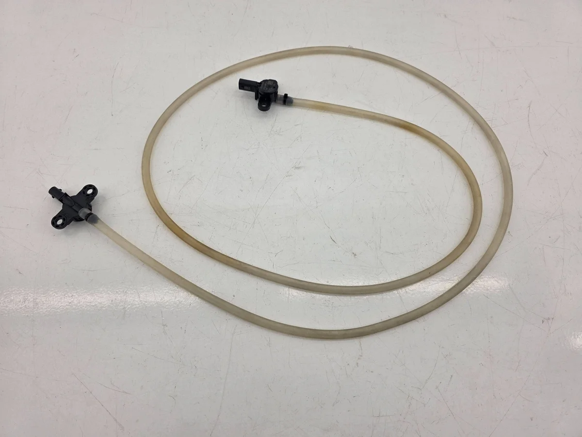 Sensor Fußgängerschutz Audi Q7 4M 4M0959121A 4MO959121A