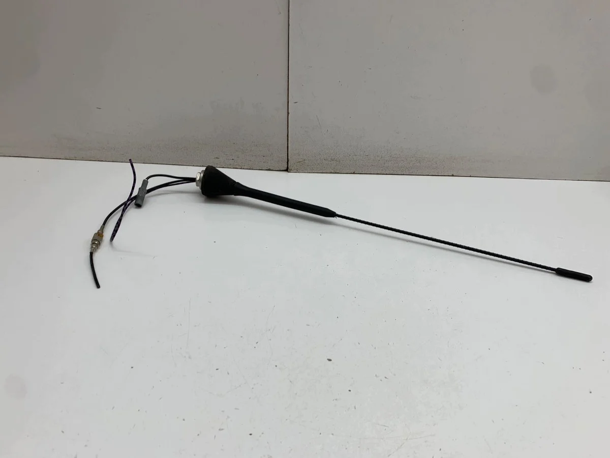 Antena Volkswagen Passat B5 Hatchback 97-01
