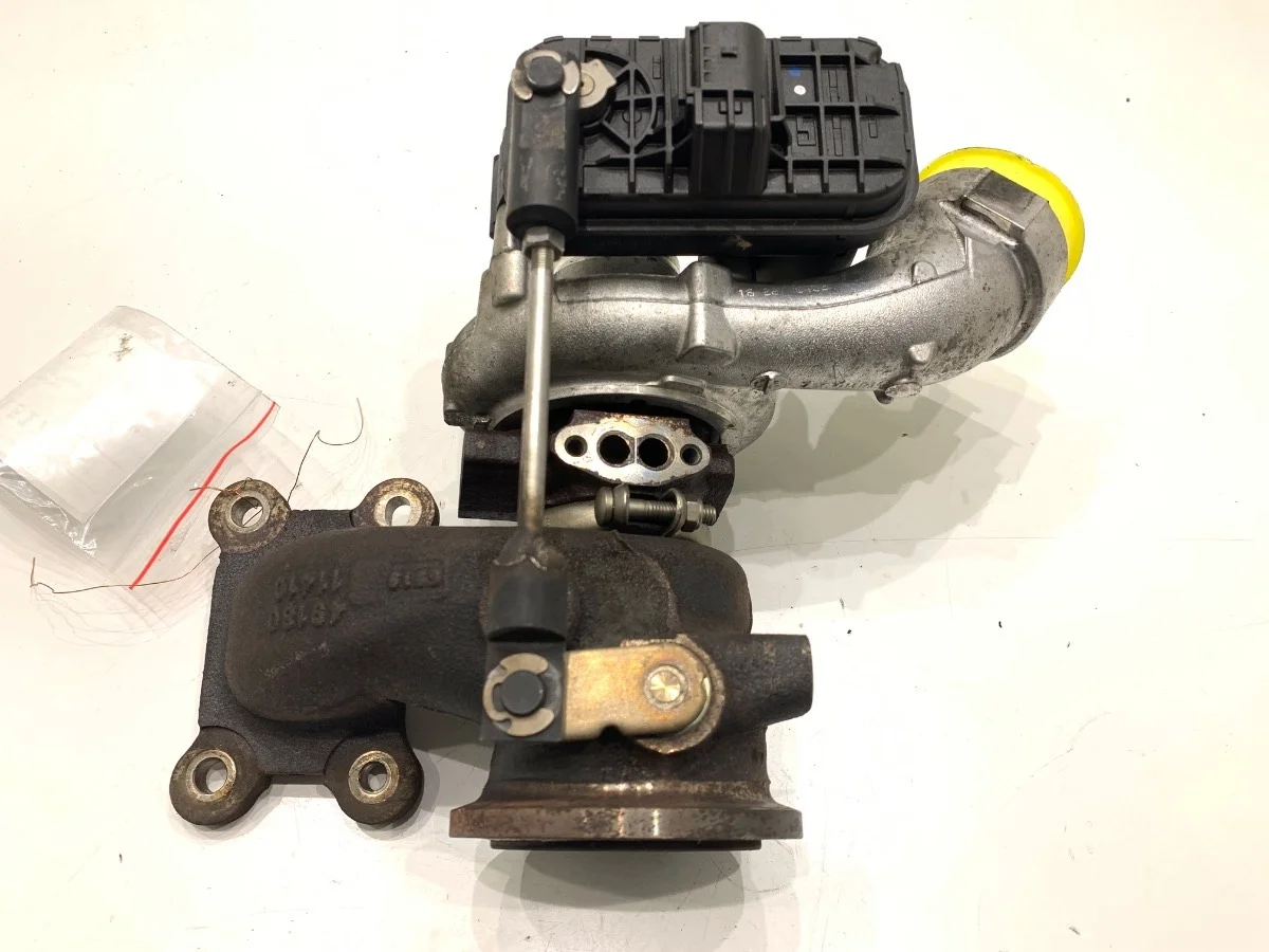 Turbolaturi VW Tiguan 1.4 04E145722G